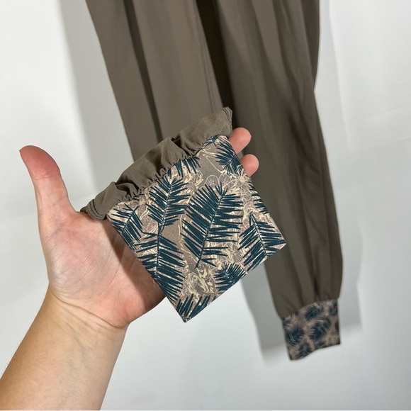 Youer Follow Through Pant Size XS - Picture 9 of 11